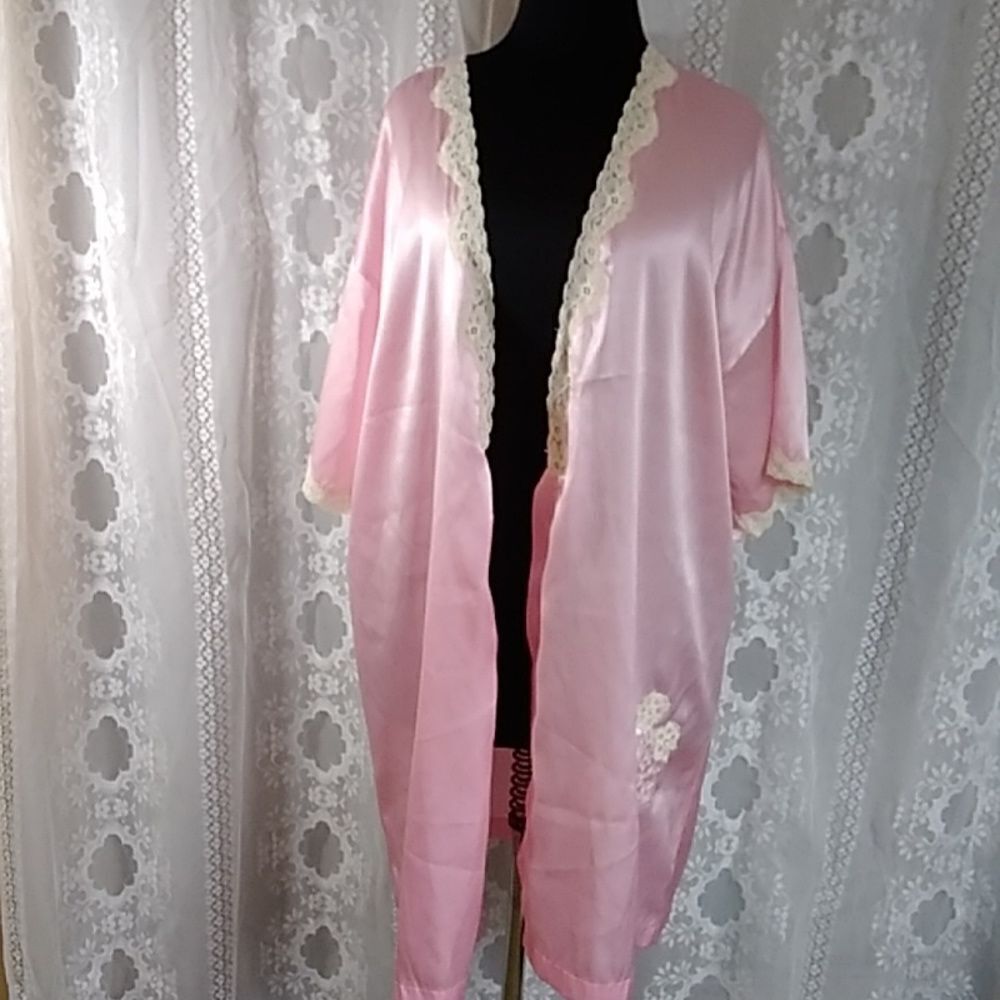 Secret Treasures Robe Size S (4-6 - Picture 2 of 12